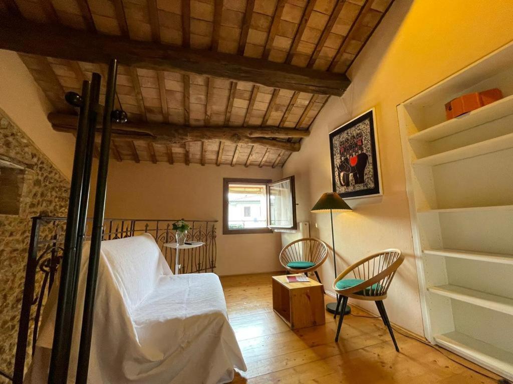 La Casa Di Laura Appartement Castelcucco Buitenkant foto